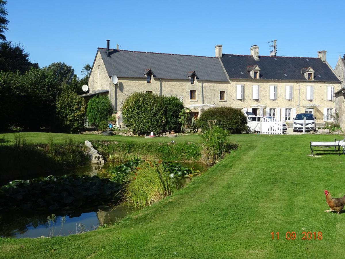 La Ferme Aux Chats Bed & Breakfast Formigny Exterior photo