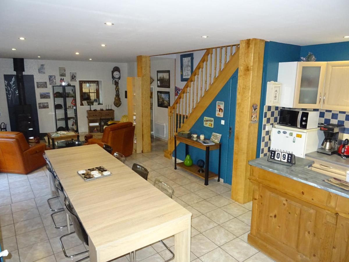 La Ferme Aux Chats Bed & Breakfast Formigny Exterior photo