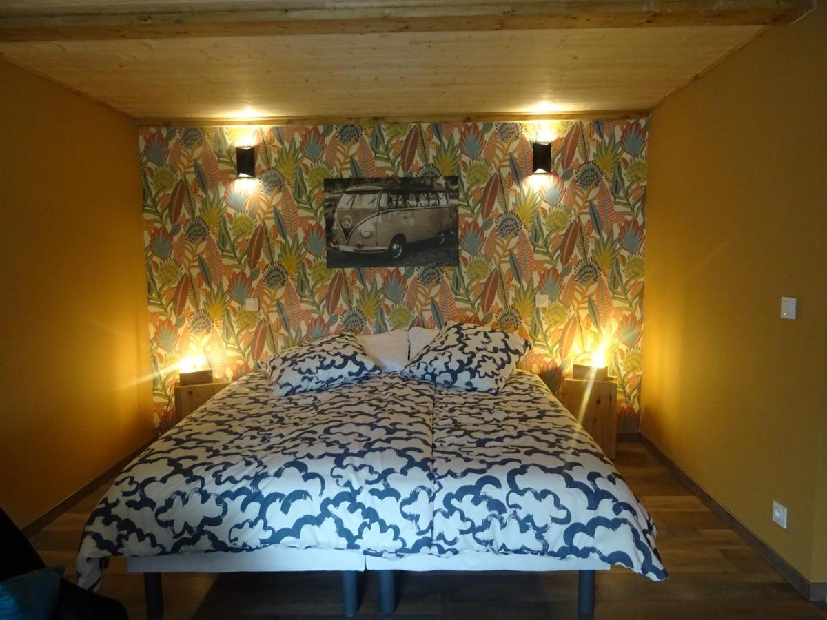 La Ferme Aux Chats Bed & Breakfast Formigny Exterior photo